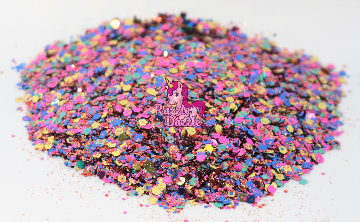 Razzle Dazzle Snow Glitter White with Hints Of Iridescent Pink Shimmer. Cut  Size - Ultra Fine Cut (1/128), 2 Oz