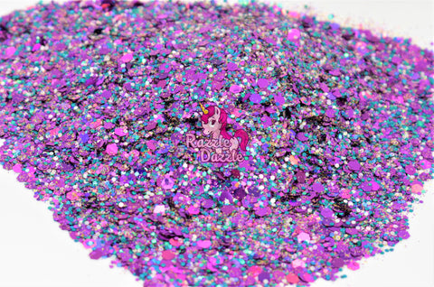 Razzle Dazzle Snow Glitter White with Hints Of Iridescent Pink Shimmer. Cut  Size - Ultra Fine Cut (1/128), 2 Oz